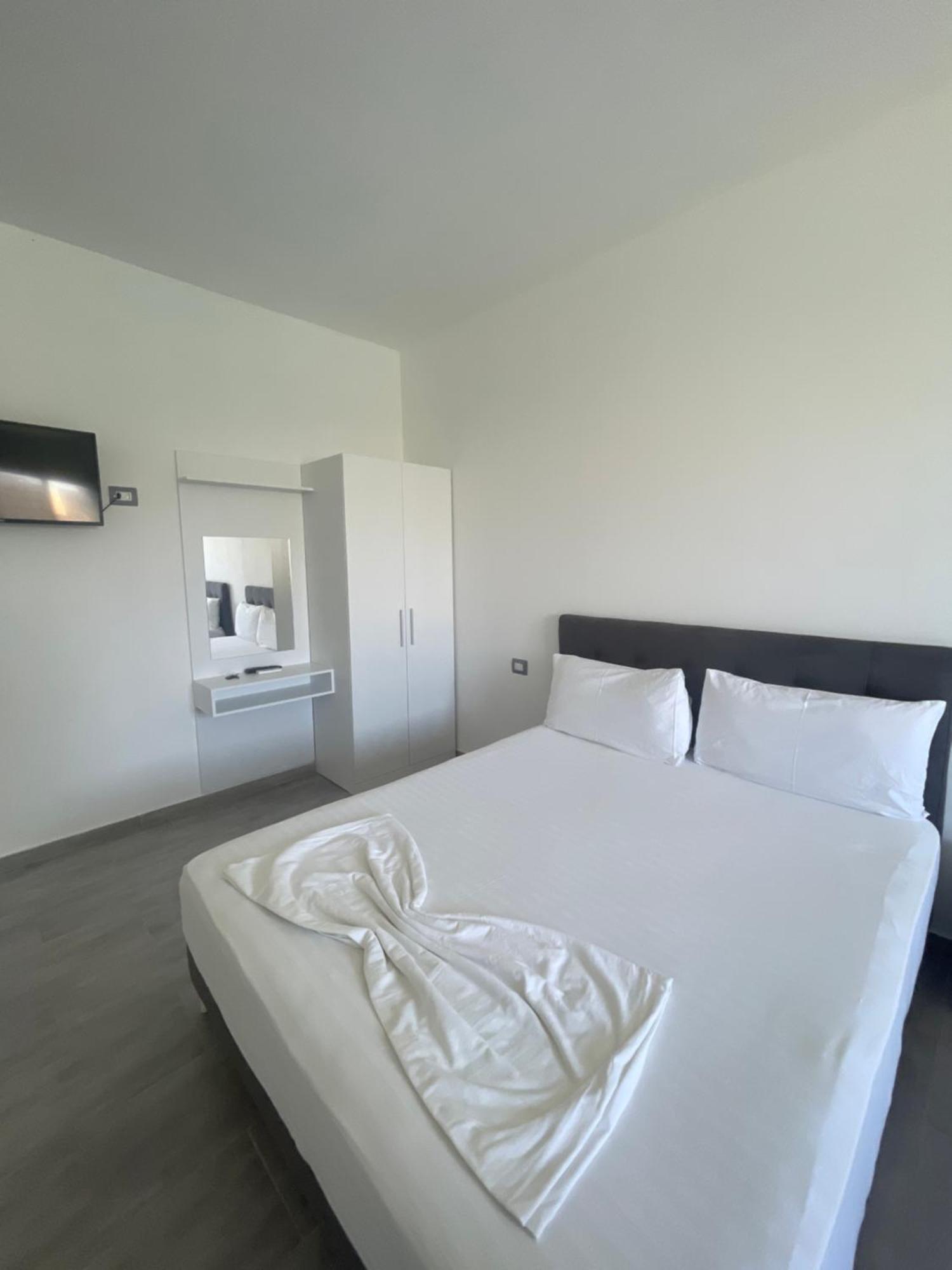 Lumnik - Shengjin- & Aparthotel *